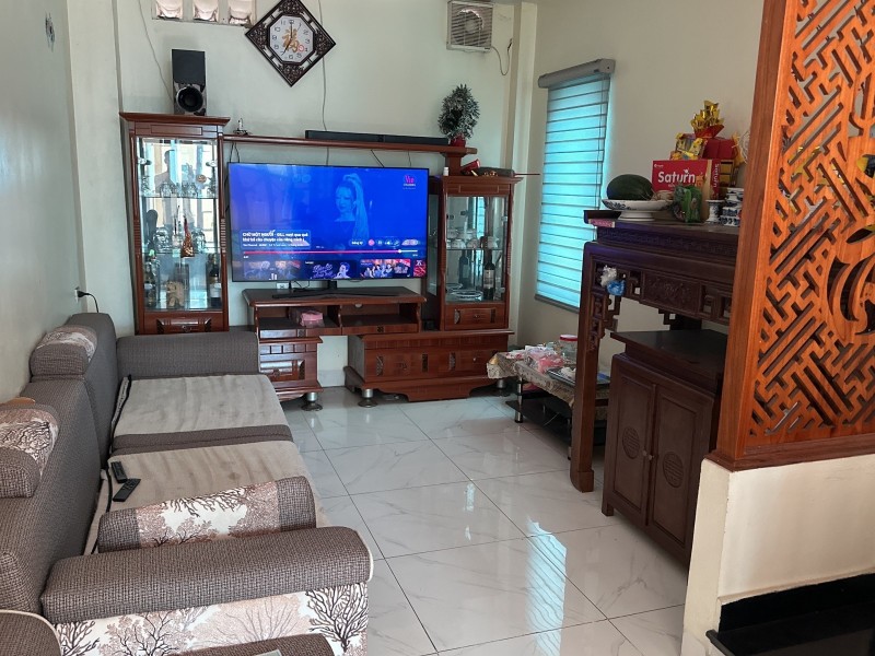 Bán nhà Vườn Hồ 1,Cự Khối 3 tầng,43m vỉa hè,oto tránh nhỉnh 8 tỷ - Ảnh 4